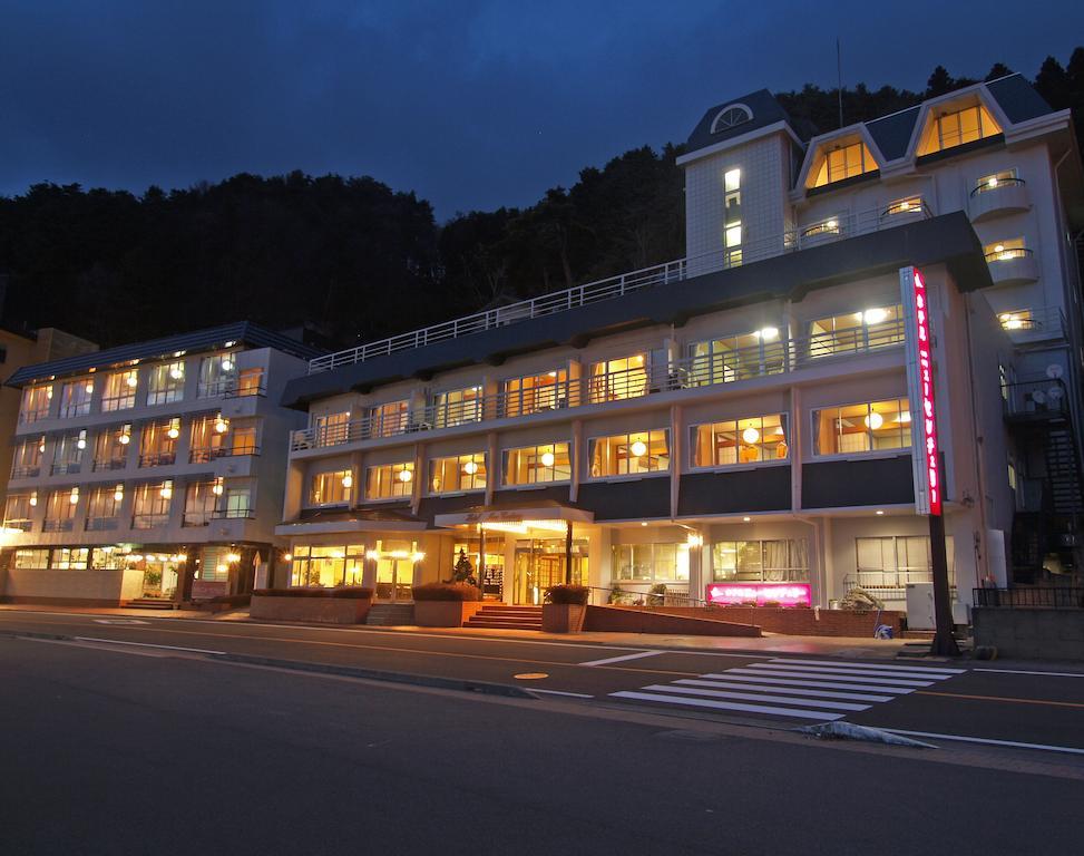 Hotel New Century Fujikawaguchiko Exteriör bild